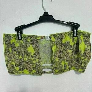 Vibrant Green Off-Shoulder Floral Crop Top- Open Chest